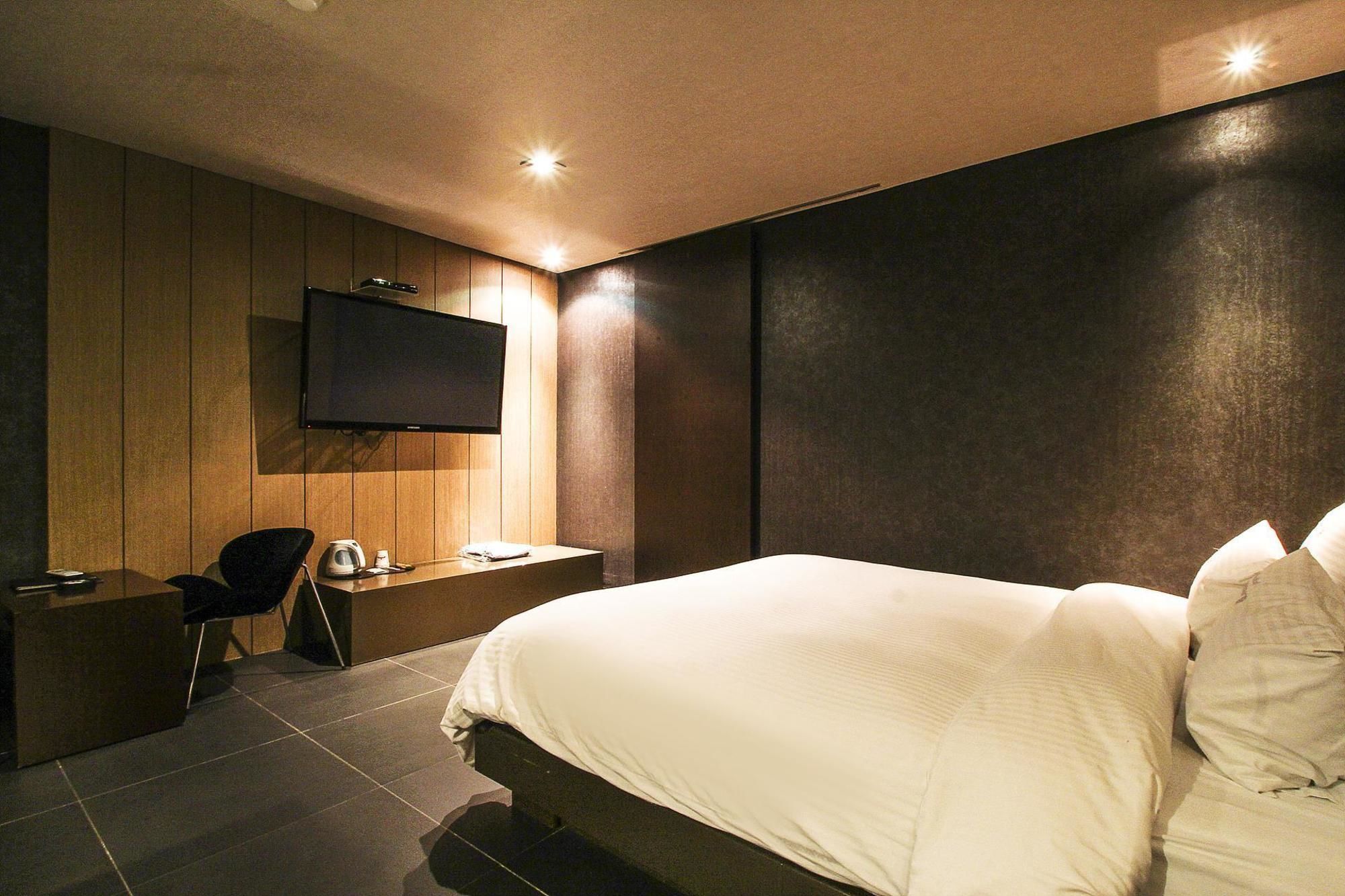 Haeundae Yeoubi Hotel Busan Exterior foto
